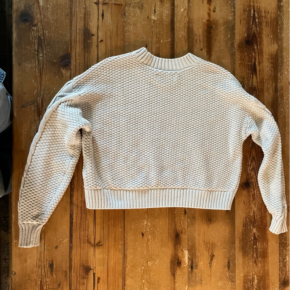 Hollister sweater